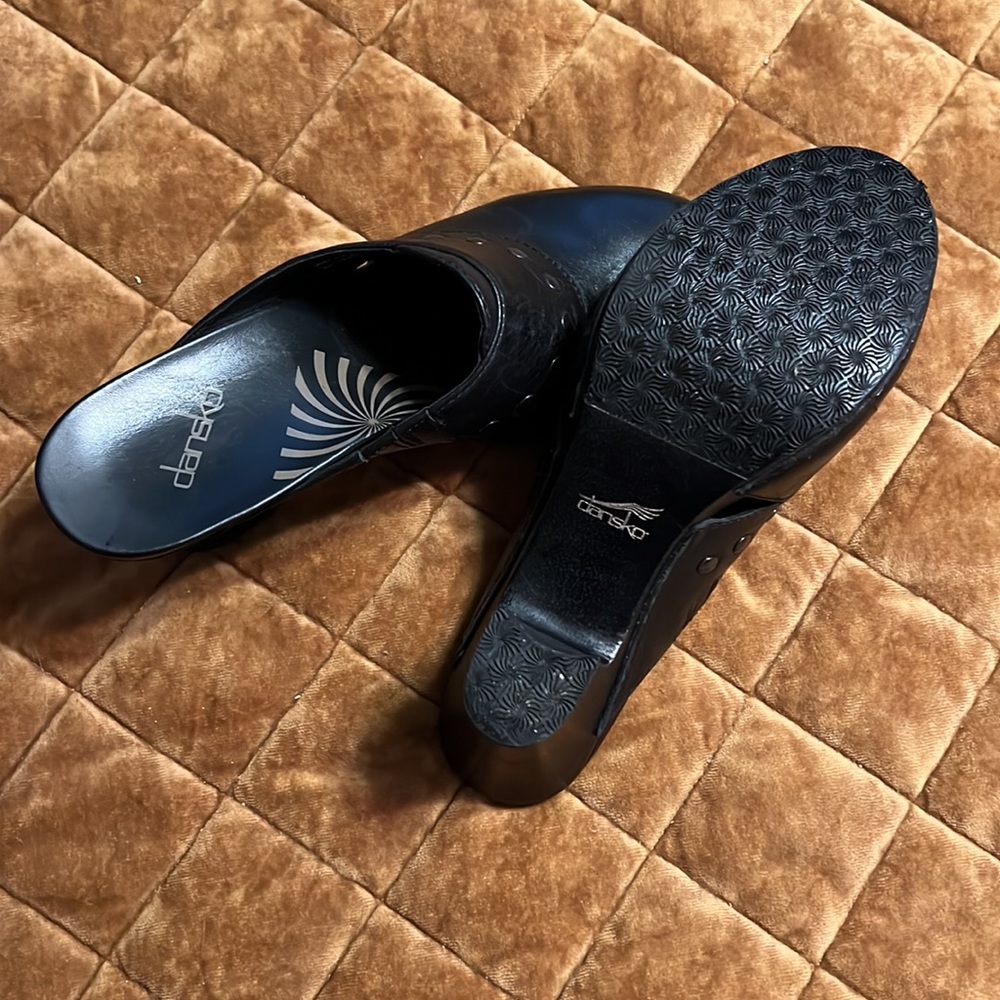 Dansko Clogs Size 10 (Fits 9, 9-1/2) - image 5